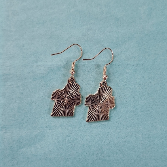 🔮3/$15 Bitten Kit Kat Earrings - Picture 3 of 4
